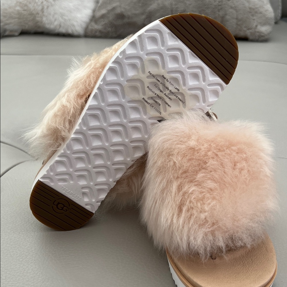 NWT- UGG Holly Sandal - Soft Ochre 🧡 - Picture 8 of 9